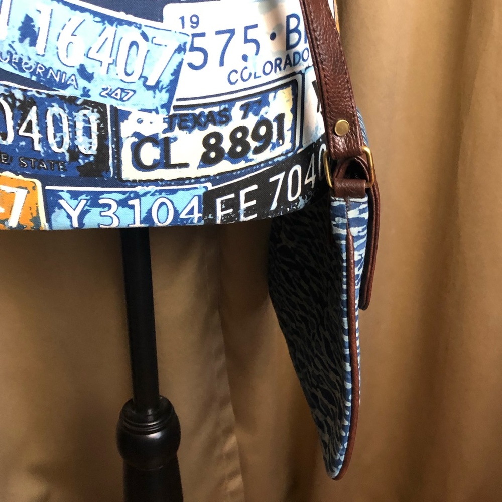 Blue Wave Pattern Adjustable Crossbody Purse Bag - image 6